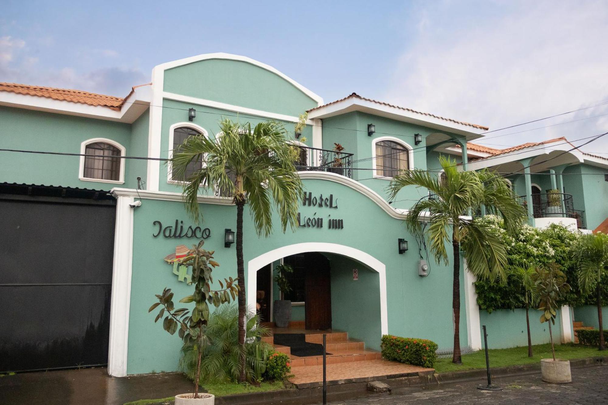 Hotel Leon Inn Dış mekan fotoğraf